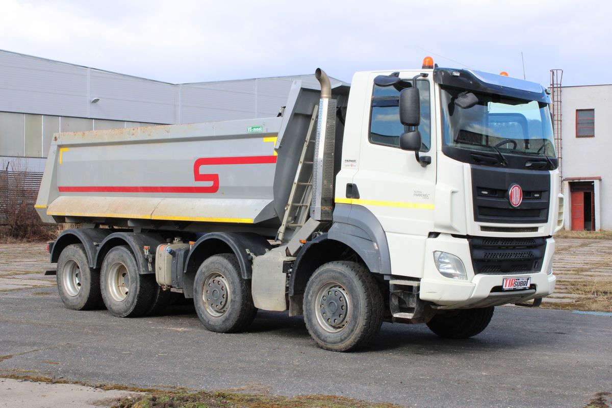 Tatra PHOENIX T158 