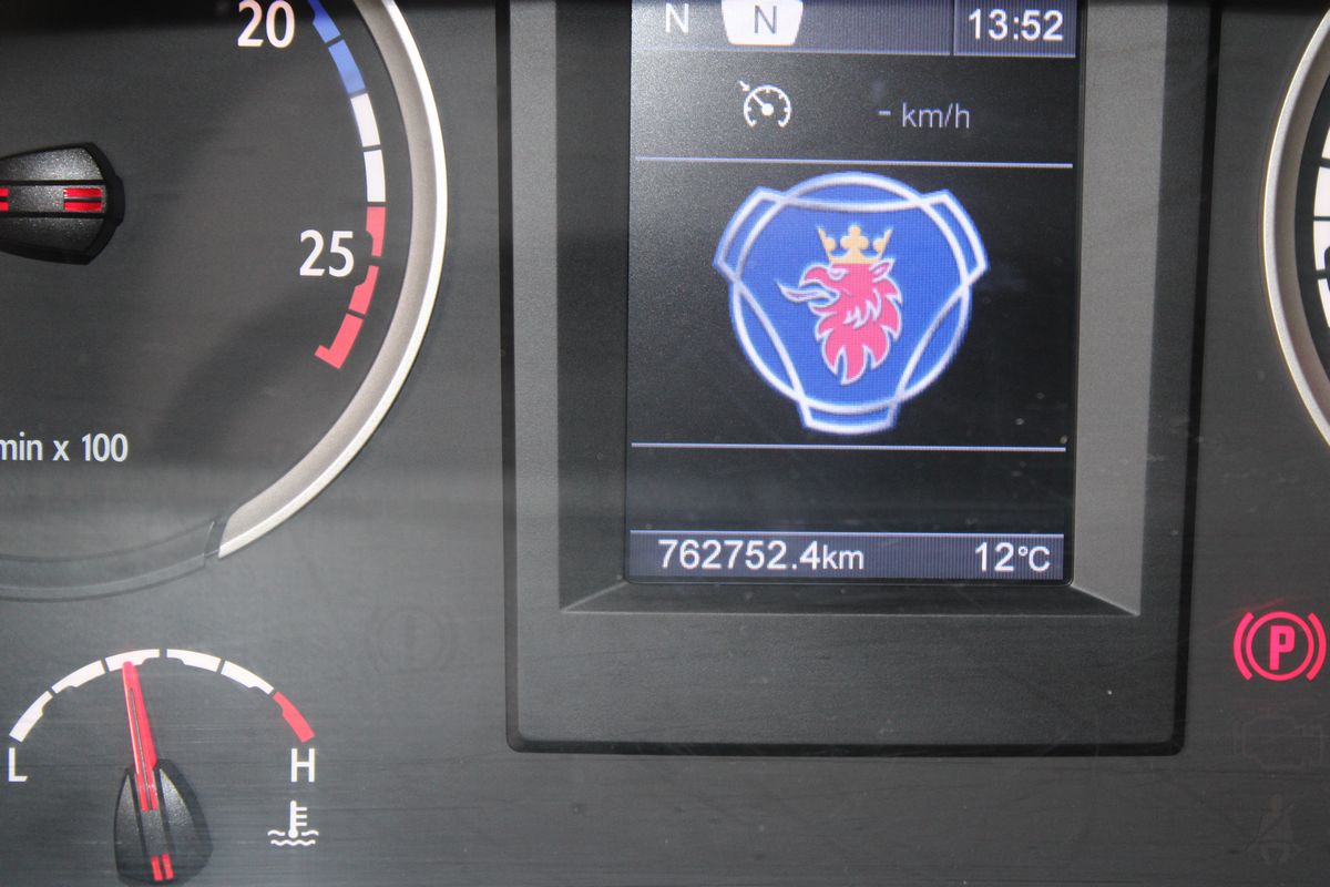 Scania P230
