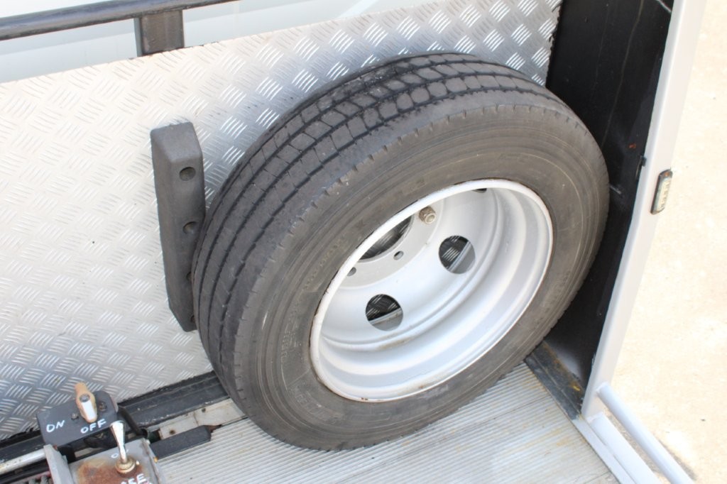 DAF FA LF 45.130 ODTAHOVÉ VOZIDLO