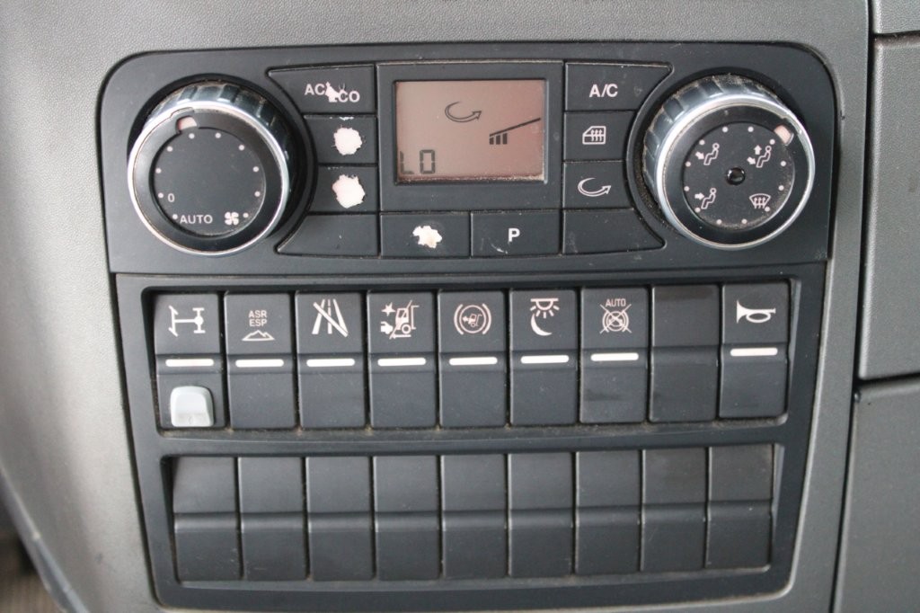 MAN TGX 18.480, NEZÁVISLÁ KLIMATIZACE