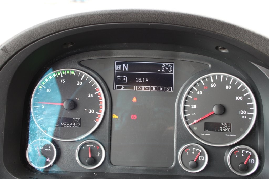 MAN TGX 18.480, NEZÁVISLÁ KLIMATIZACE