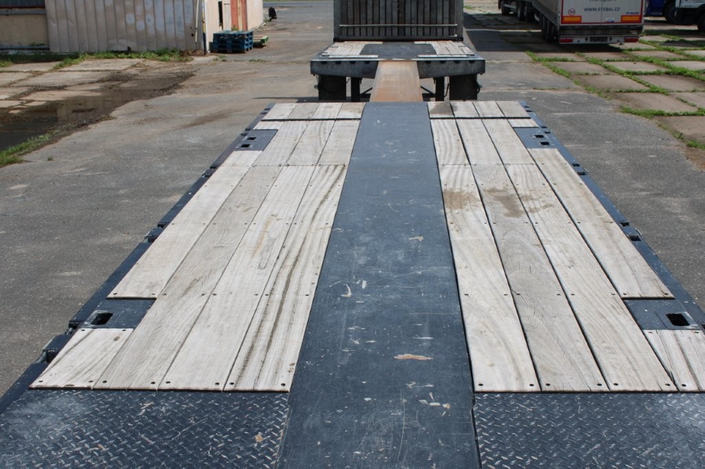 FAYMONVILLE MAX TRAILER MAX 200, ZVEDACÍ, ŘÍZENÁ NÁPRAVA
