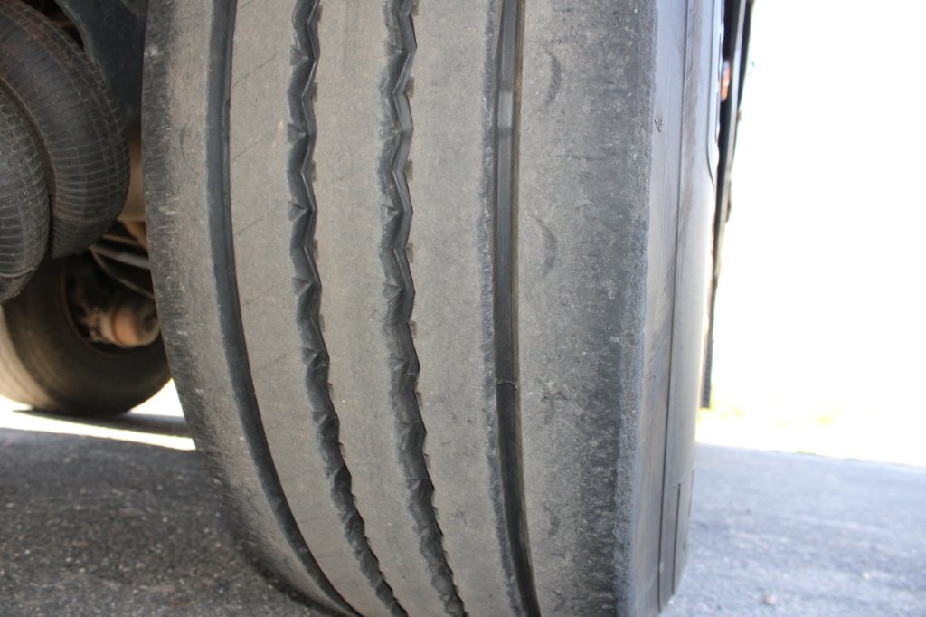 KRONE SD, ZVEDACÍ NÁPRAVA