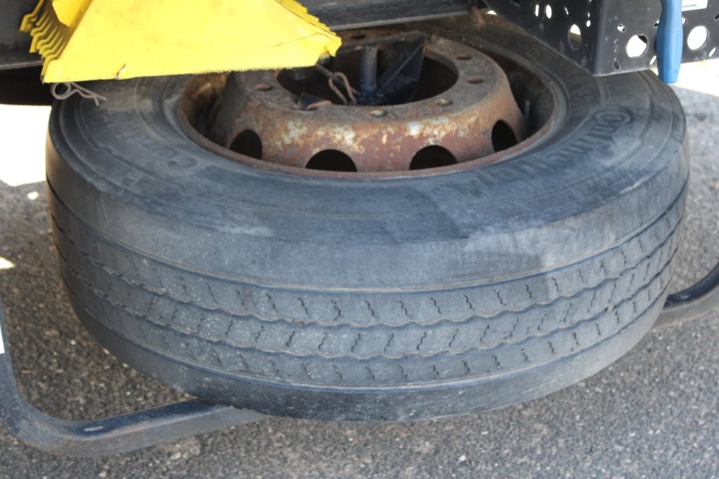 KRONE SD, ZVEDACÍ NÁPRAVA