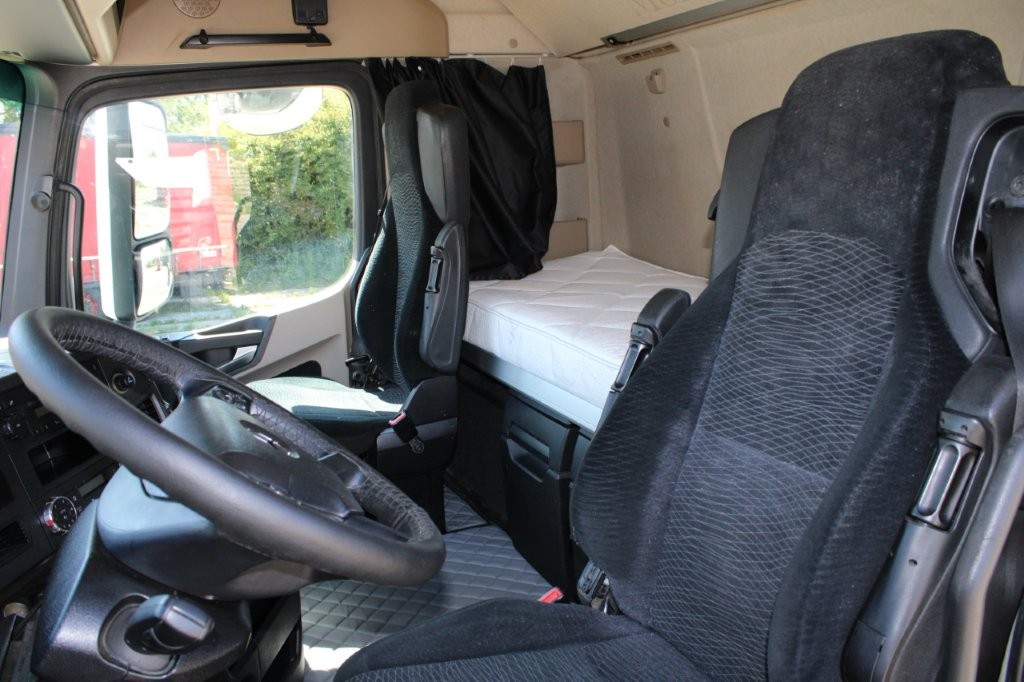 Mercedes-Benz ACTROS 1845