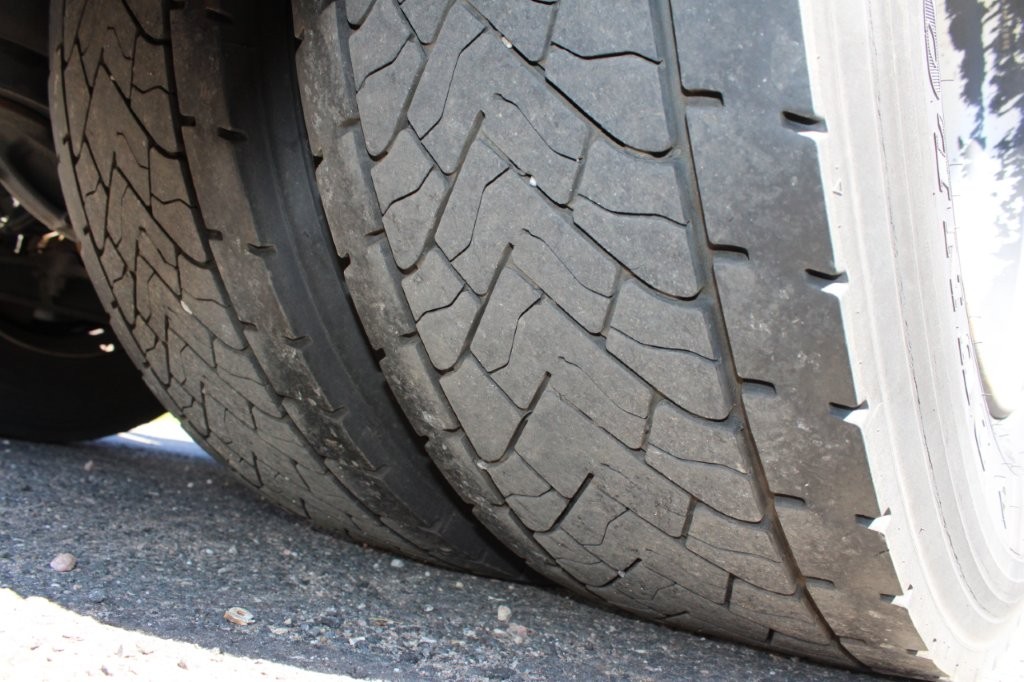 Mercedes-Benz ACTROS 1845