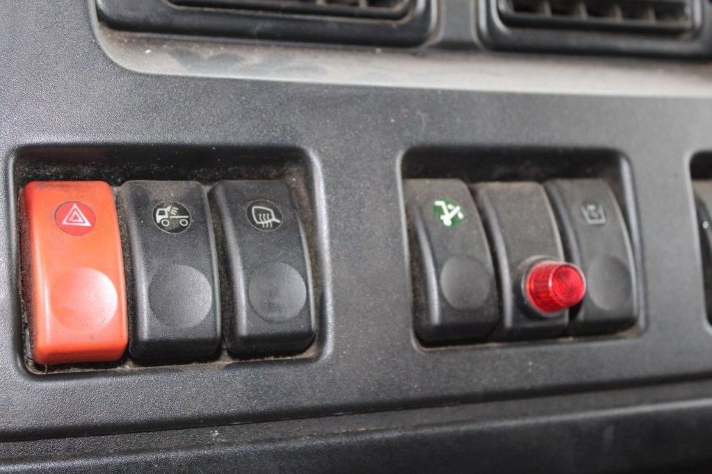 DAF FA LF45.220, SLEEPING BODY, CUMMINS ENGINE